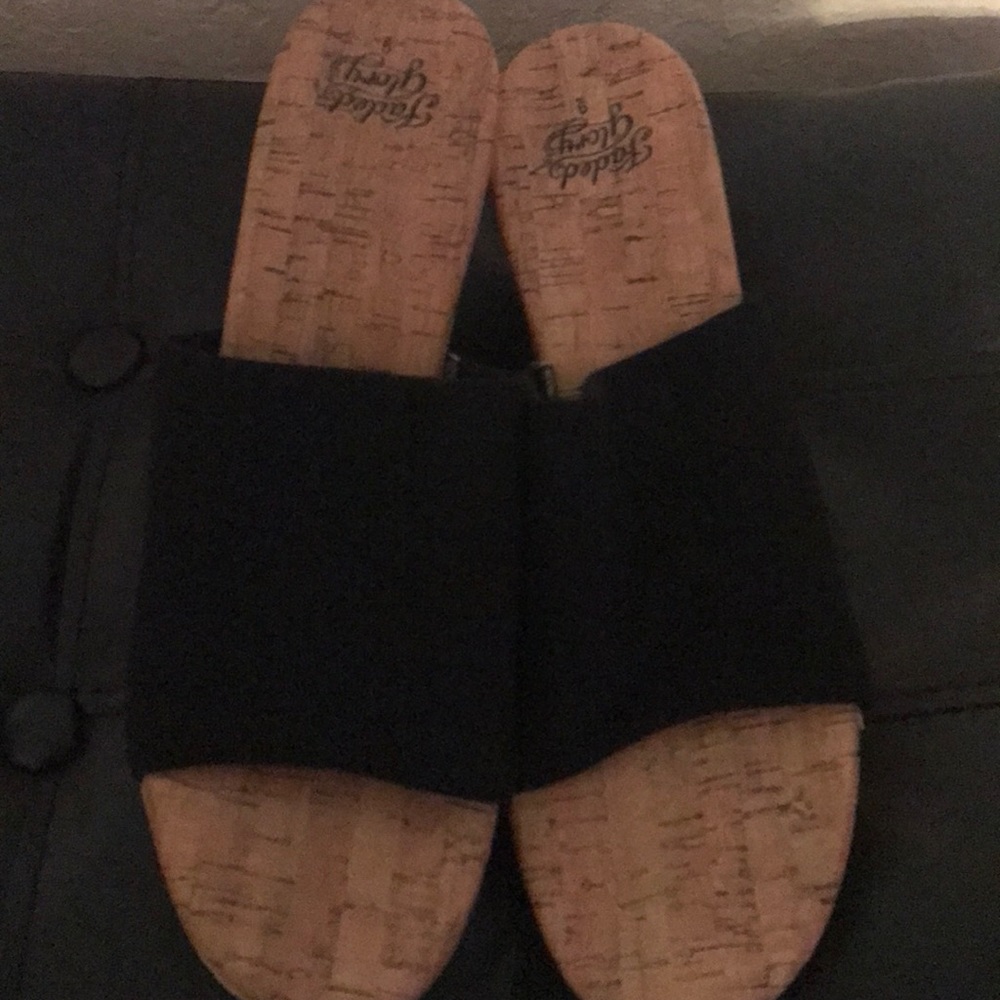 Taded glory shoes